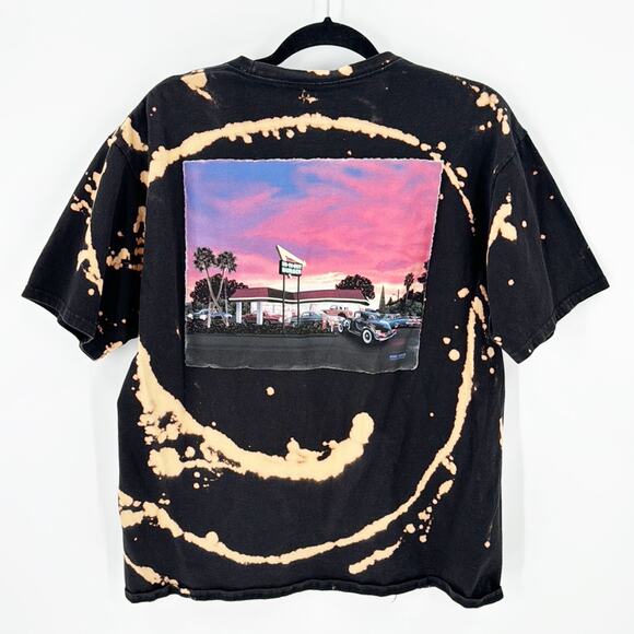 In n Out Burger California bleach dyed black T-shirt with graphic size L unisex - Picture 2 of 5